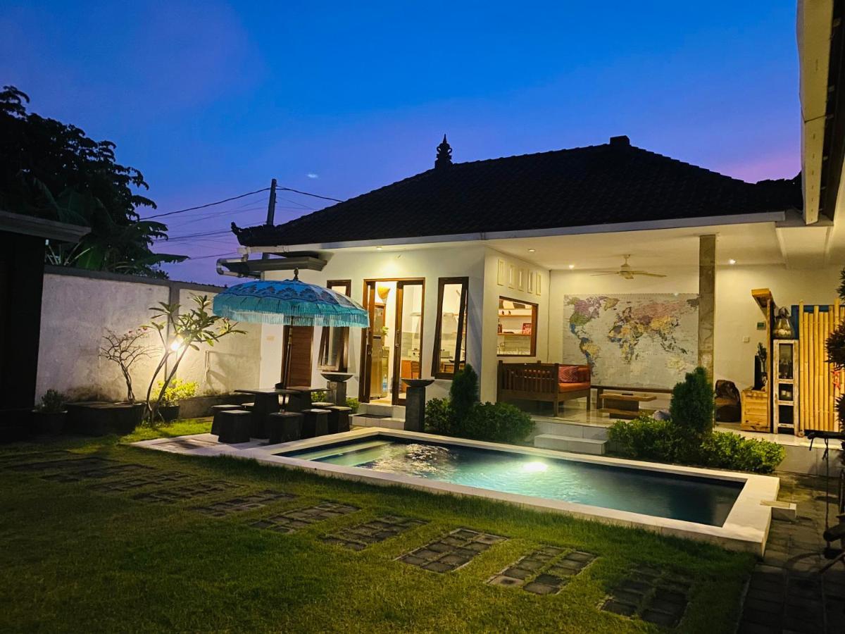 Pintu Biru Seminyak (Bali)