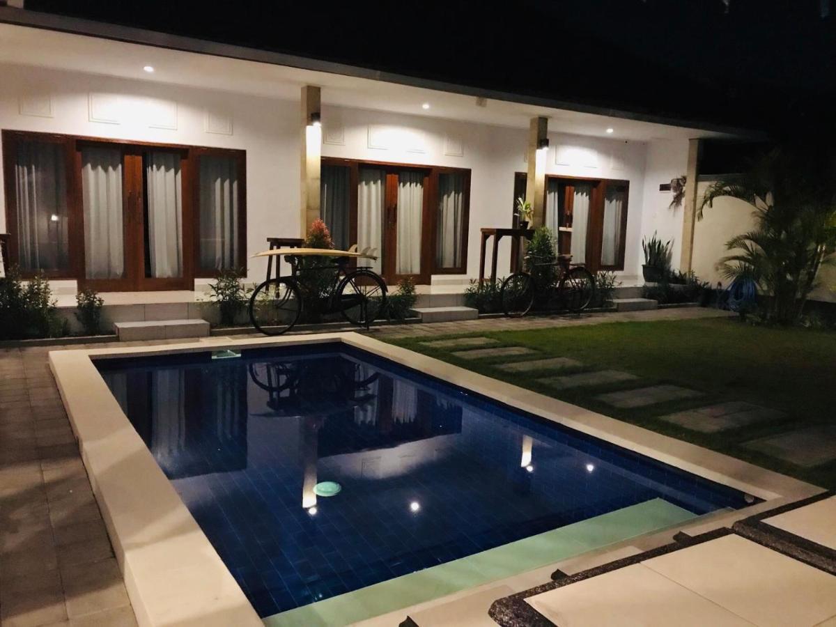 Villa Pintu Biru